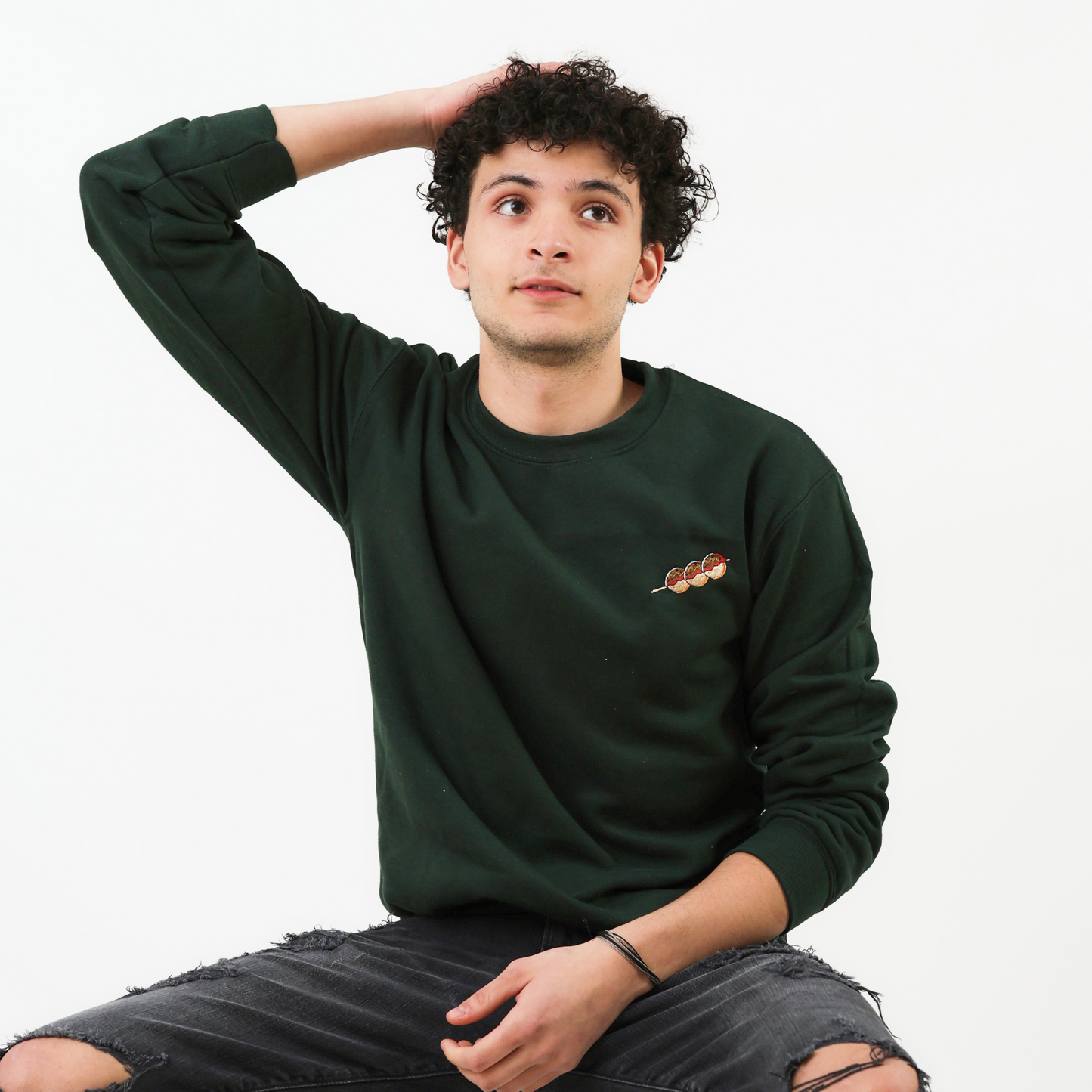 CREW-NECK